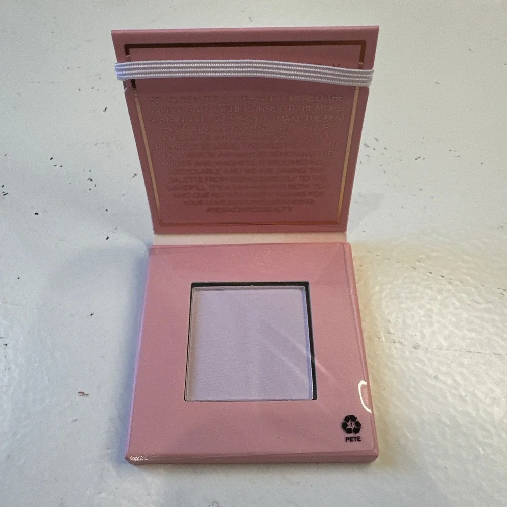⭐️ATHR BEAUTY⭐️ Desert Mirage Blurring Powder Sagebrush [Fair] ➡️ New in Box ✅